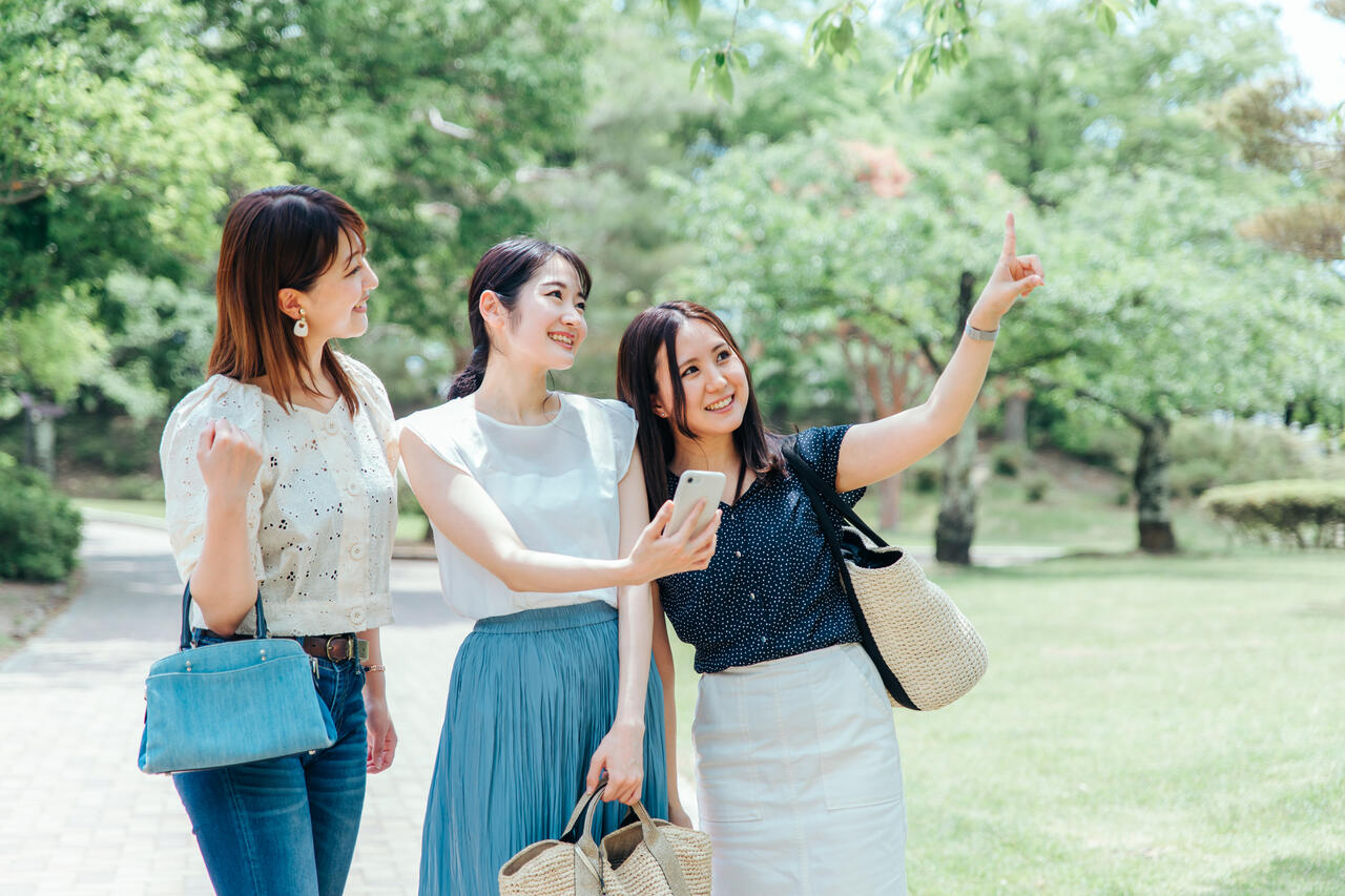 ポータルサイト依存から脱却！飲食店MEO対策で予約を直獲りする方法【無料ダウンロードあり】